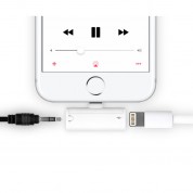 Aluratek Lightning & 3.5mm Adapter For Iphone/ipad