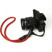 Artisan & Artist Woven Silk Cord Camera Strap (red)