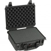 Pelican 1450 Case With Foam (black)